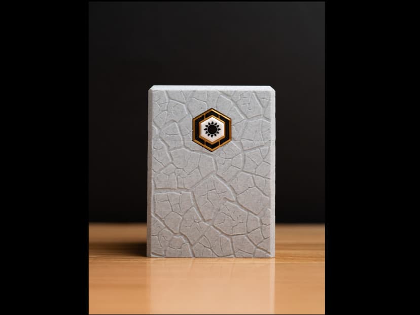 Land DeckBox — Plains