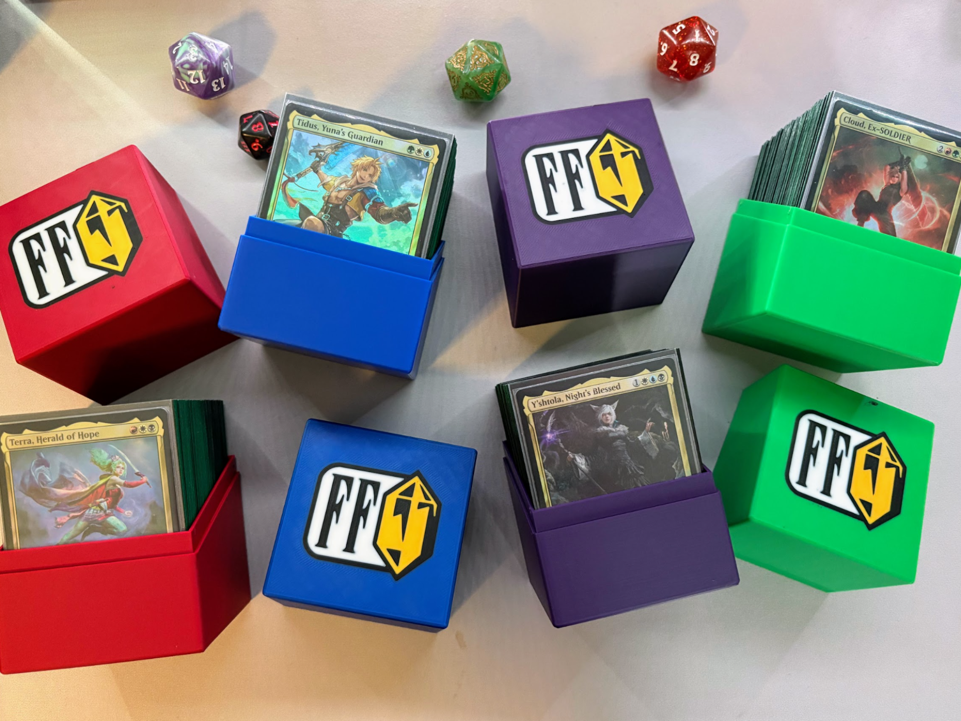 Final Fantasy DeckBox